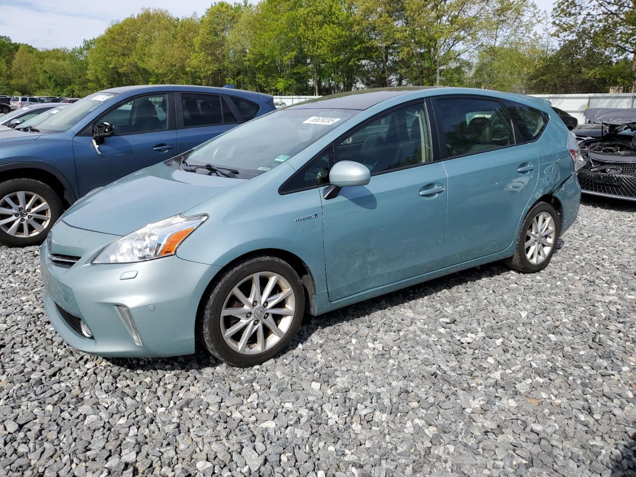 TOYOTA PRIUS V 2014
