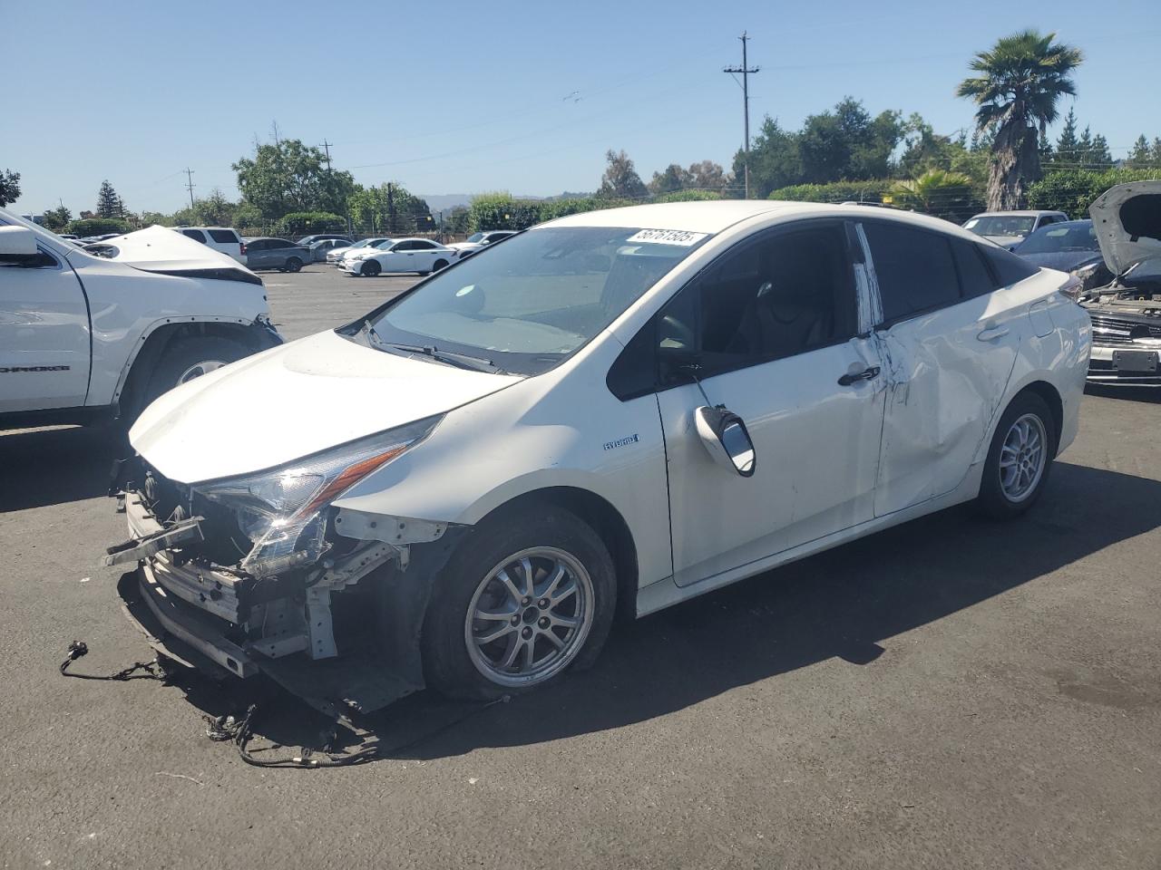 TOYOTA PRIUS 2018