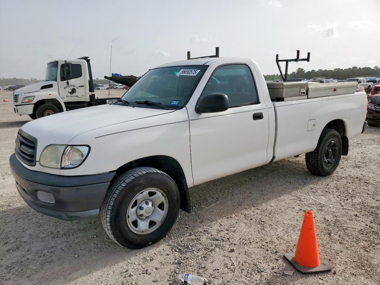 TOYOTA TUNDRA 2001
