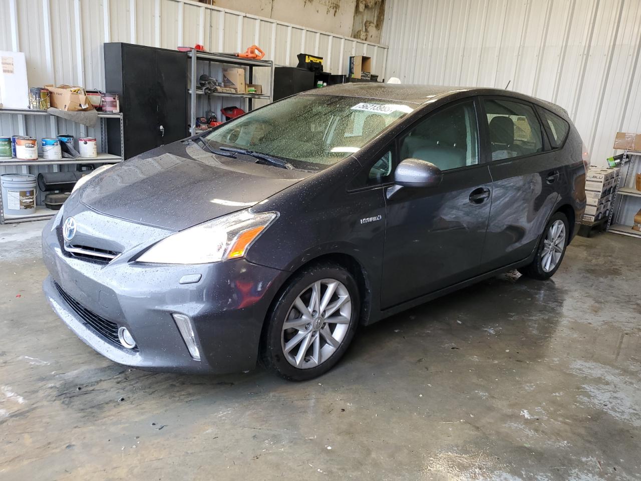 TOYOTA PRIUS V 2014