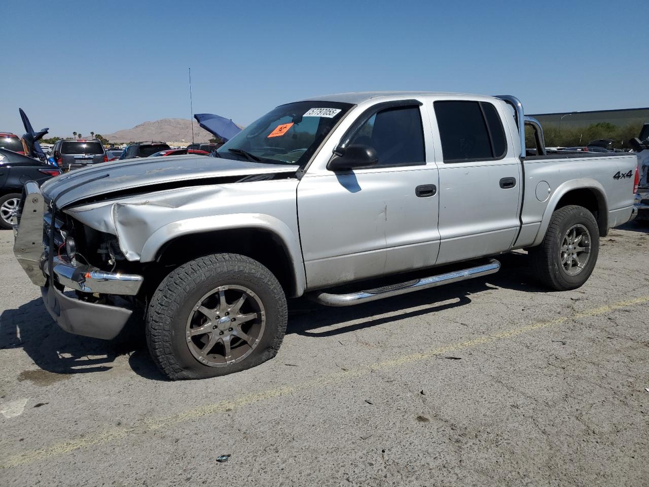 DODGE DAKOTA QUA 2004