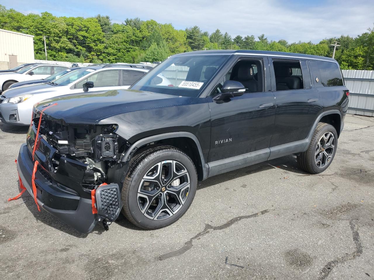 RIVIAN R1S ADVENT 2025