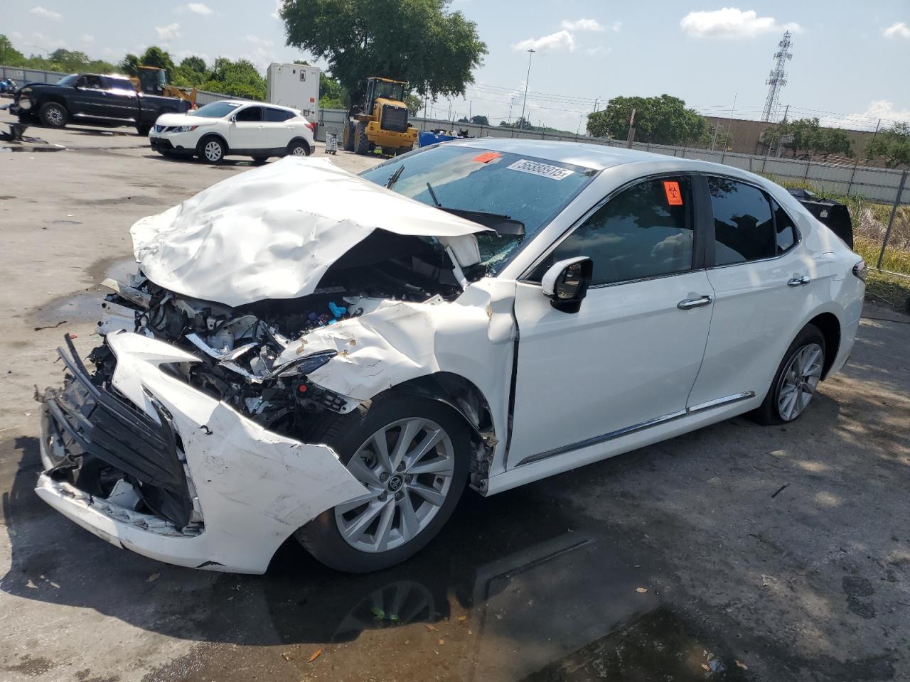 TOYOTA CAMRY LE 2021