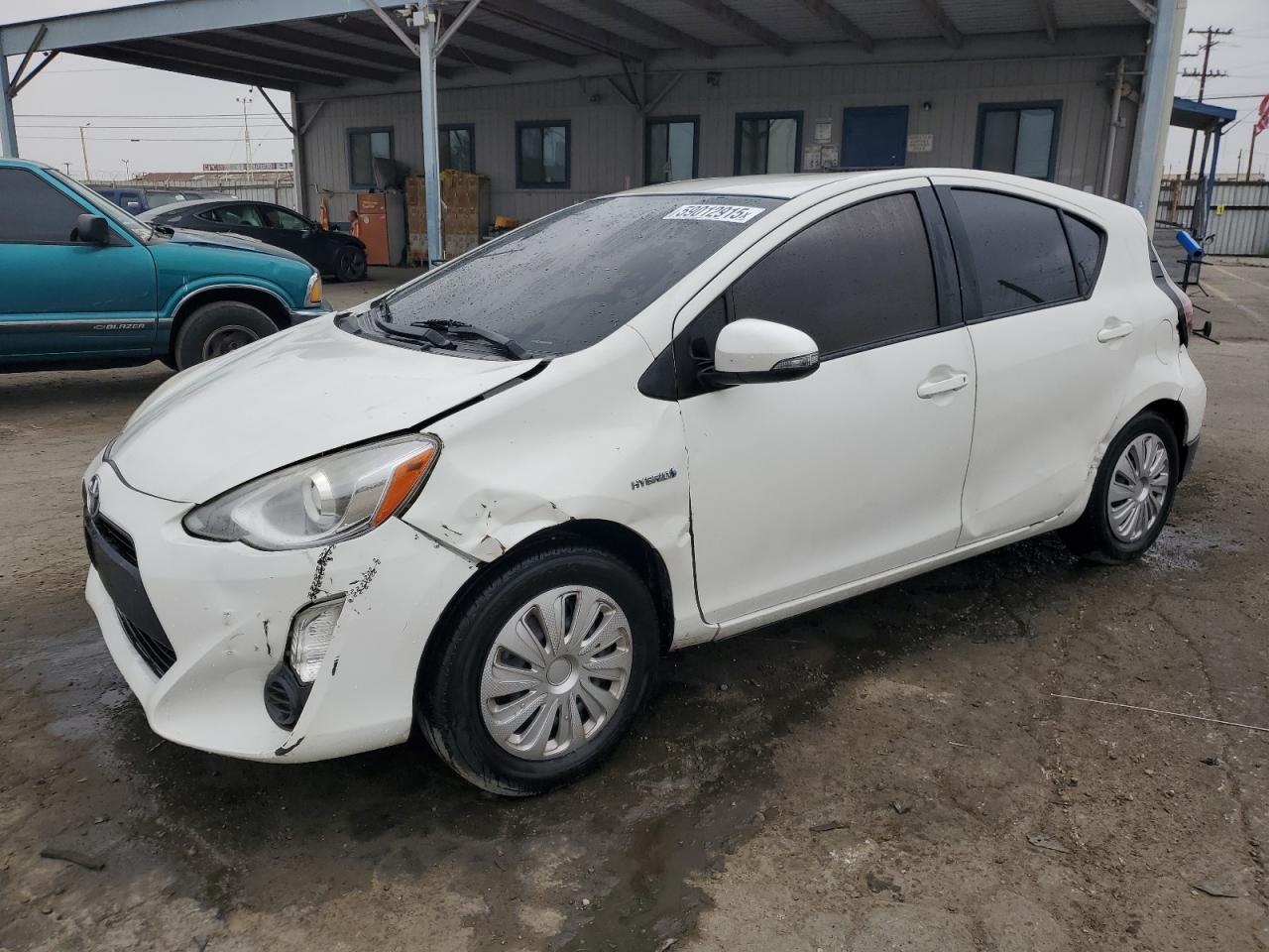 TOYOTA PRIUS C 2015