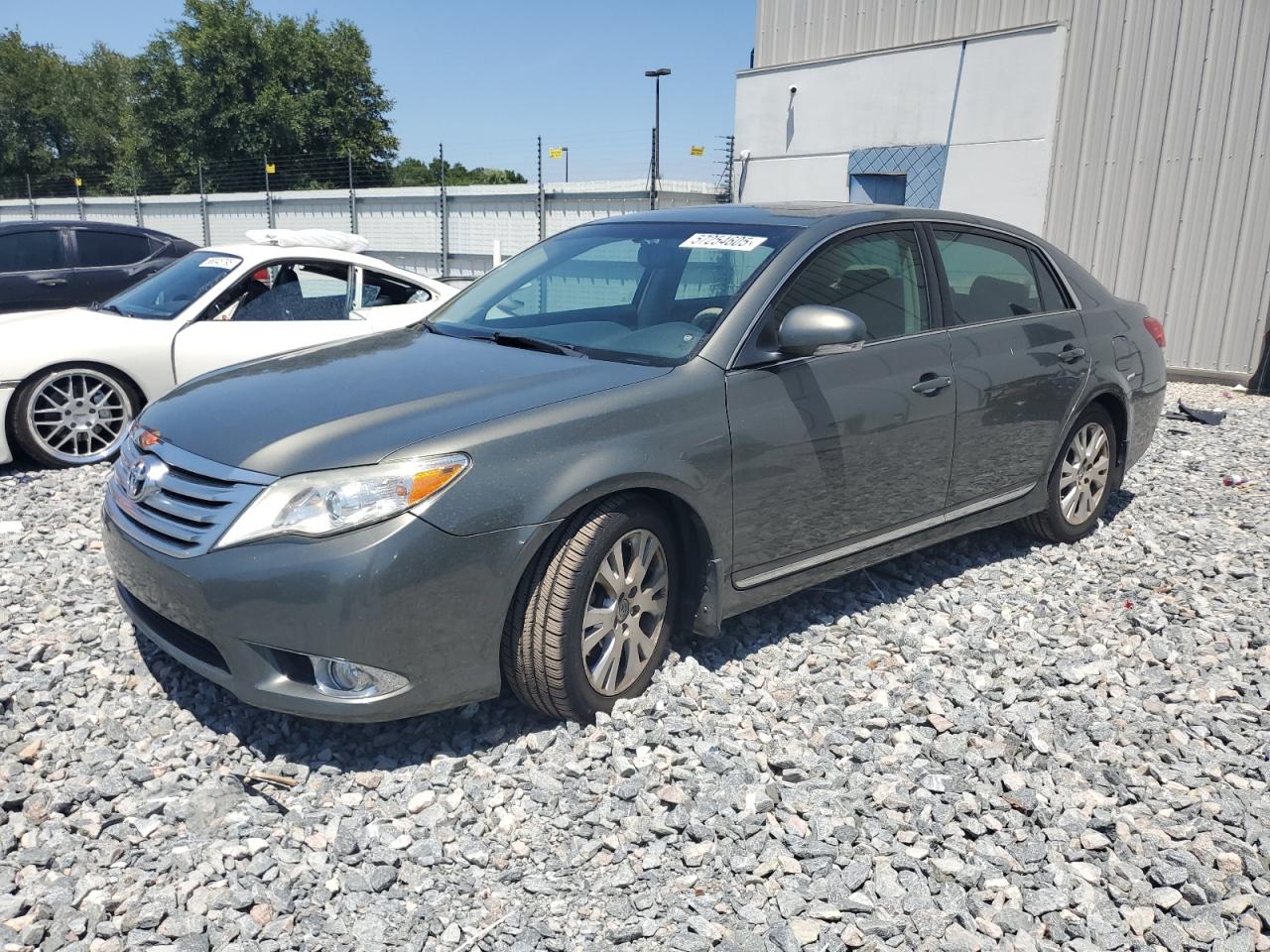 TOYOTA AVALON BAS 2011