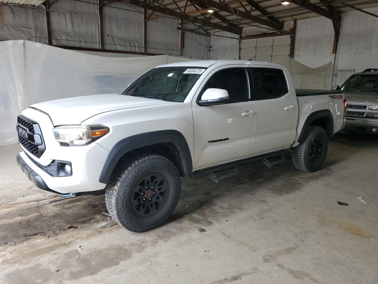 TOYOTA TACOMA DOU 2017
