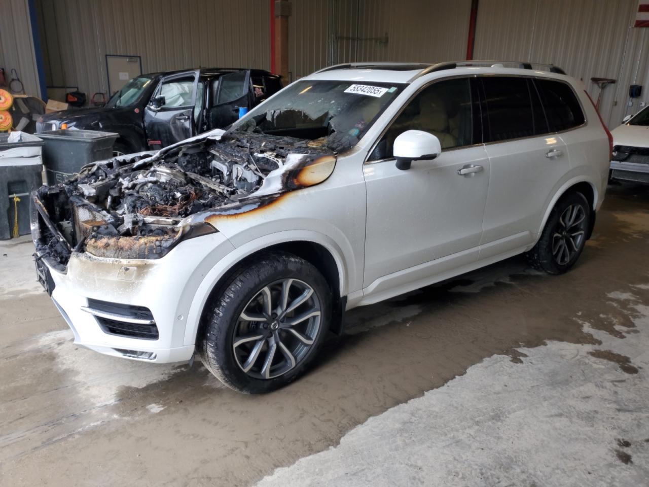 VOLVO XC90 T6 2018