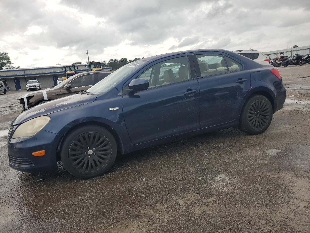 SUZUKI KIZASHI SE 2012