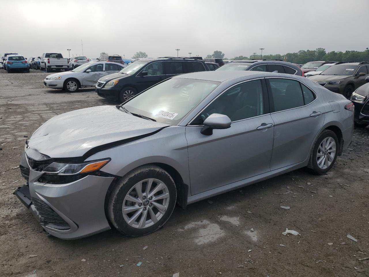 TOYOTA CAMRY LE 2024