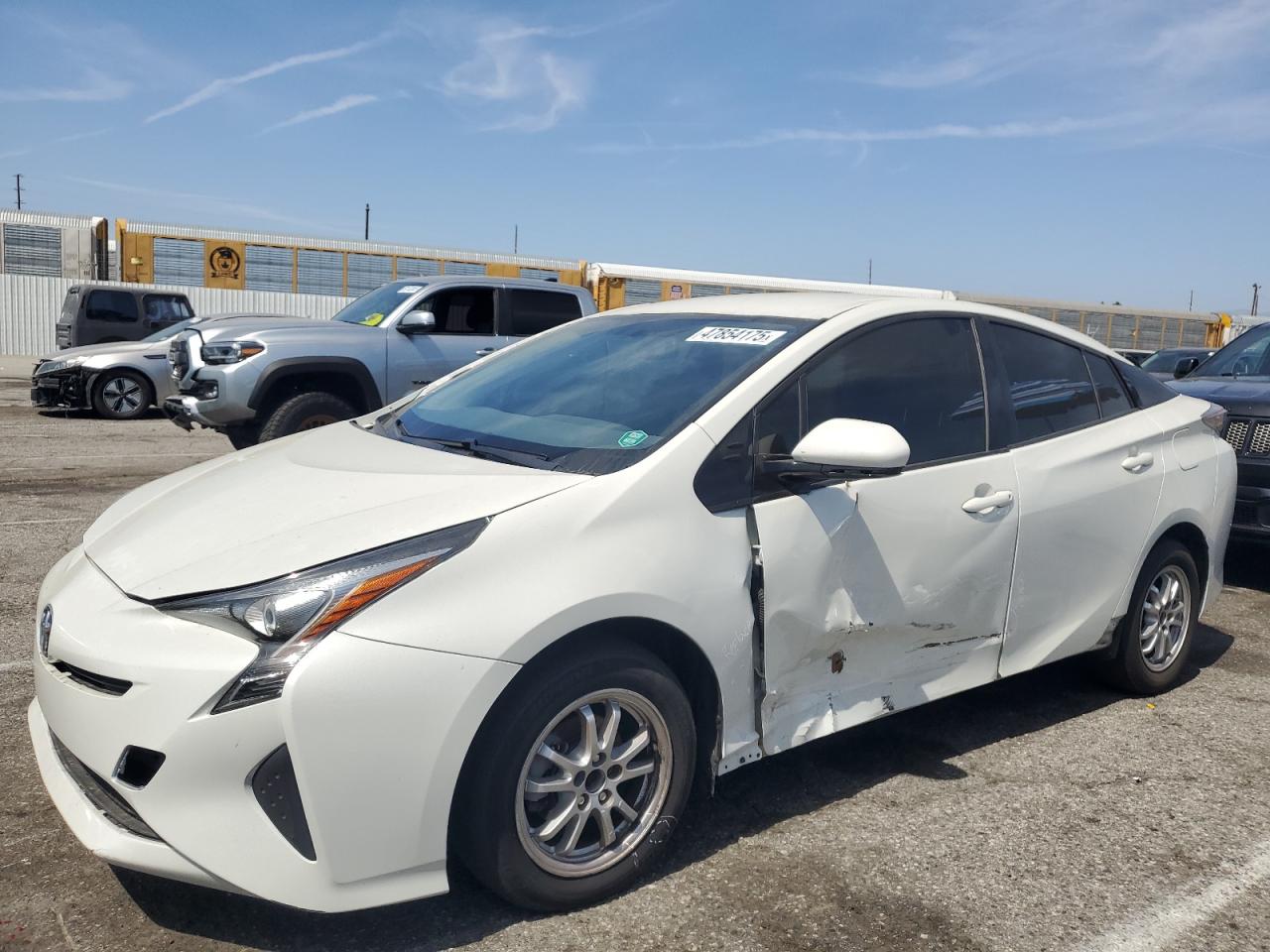 TOYOTA PRIUS 2016