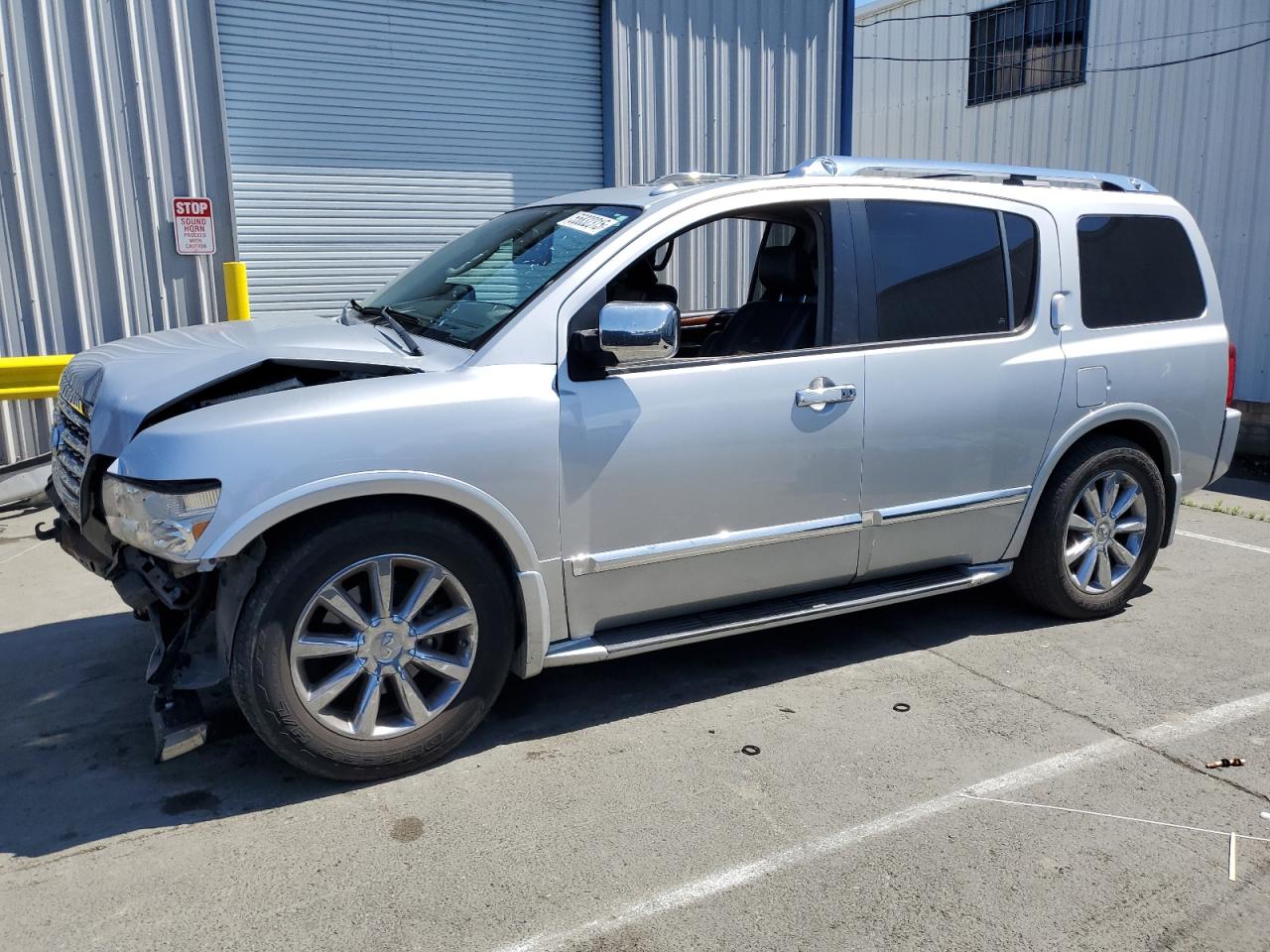INFINITI QX56 2010