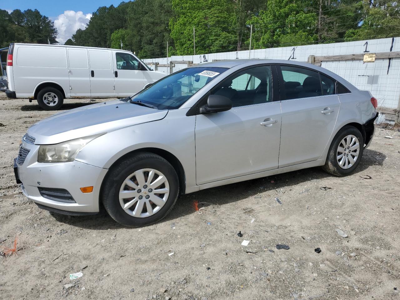 CHEVROLET CRUZE LS 2011