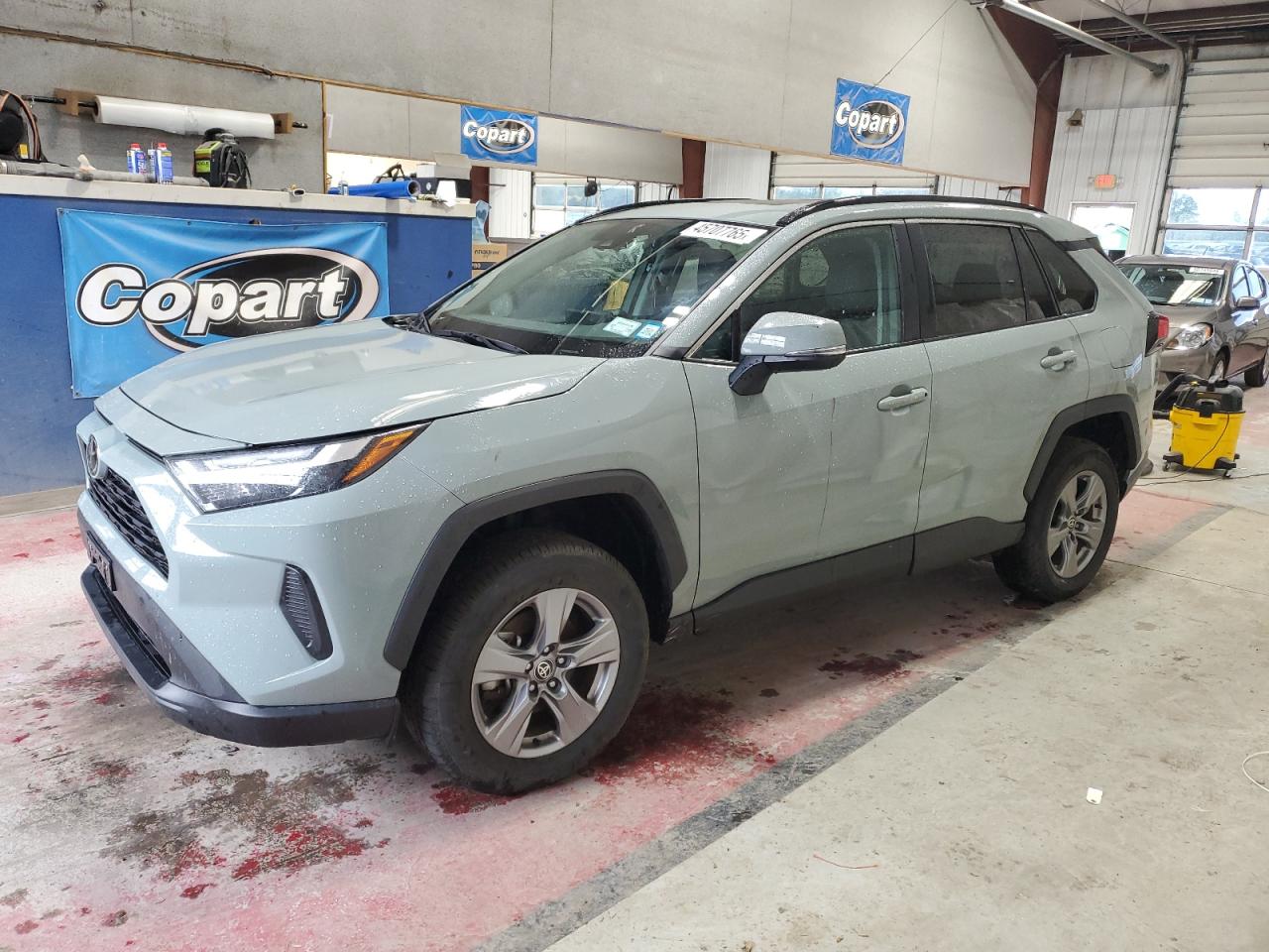TOYOTA RAV4 XLE 2022