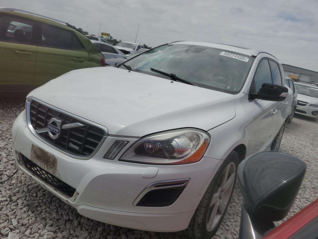 VOLVO XC60 T6 2013