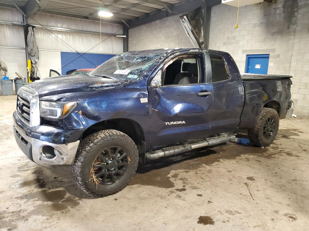TOYOTA TUNDRA DOU 2008