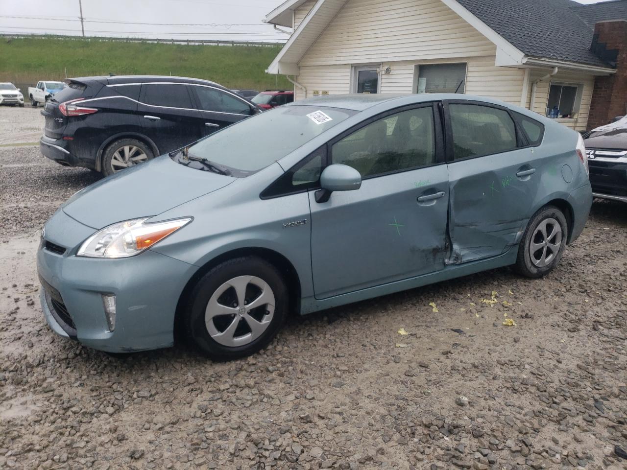 TOYOTA PRIUS 2015