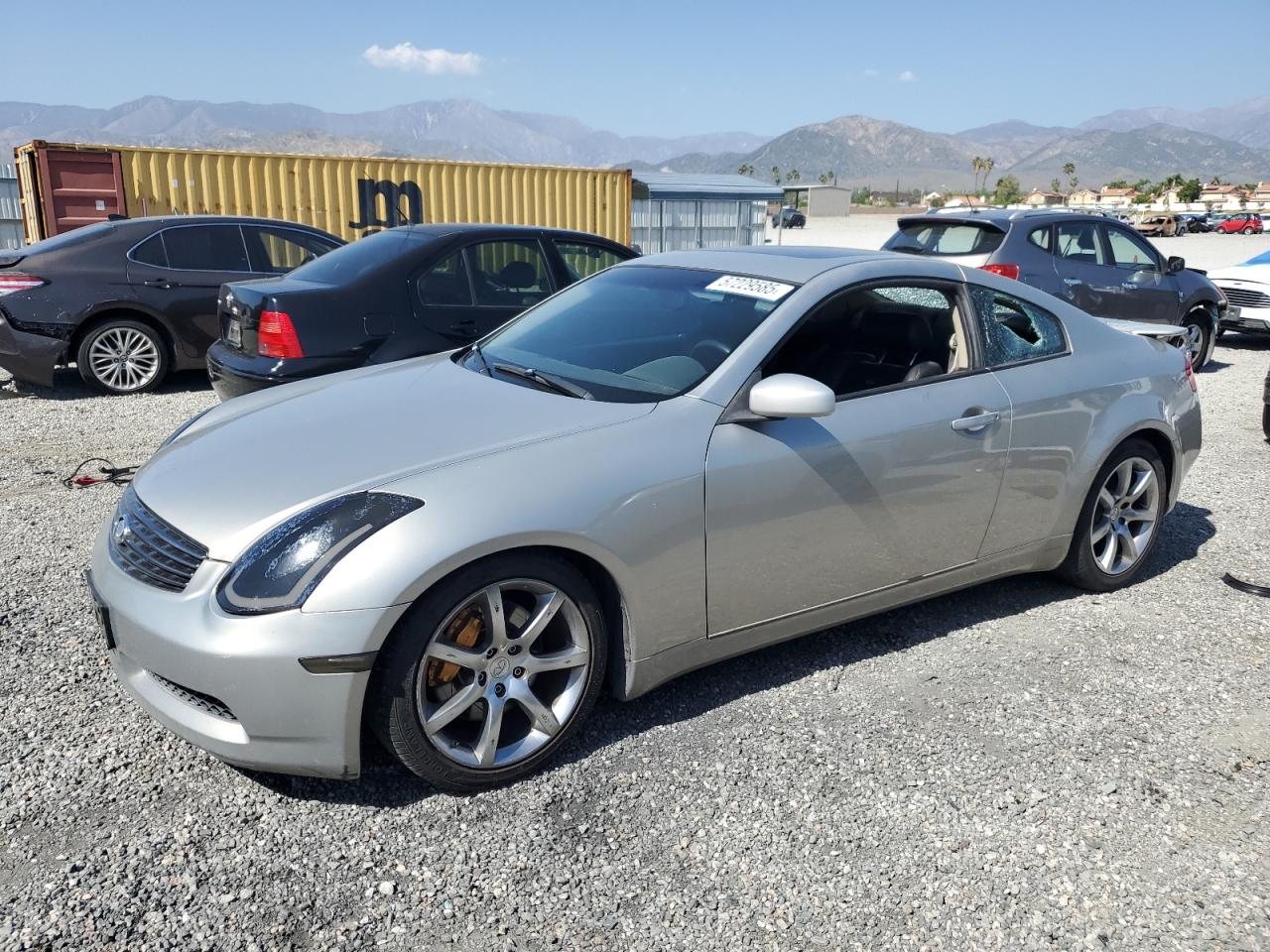 INFINITI G35 2004