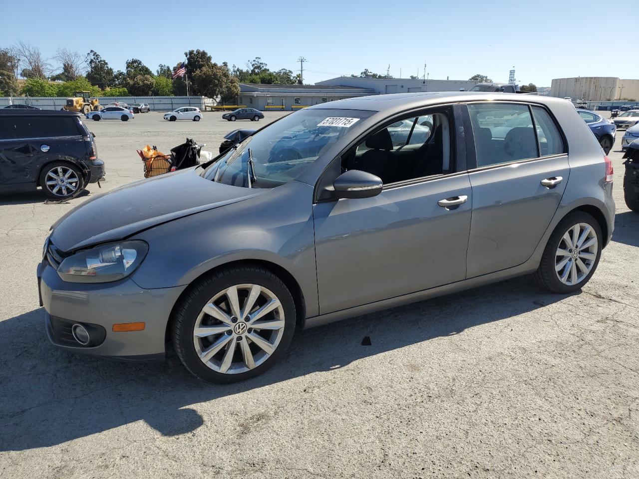 VOLKSWAGEN GOLF 2014