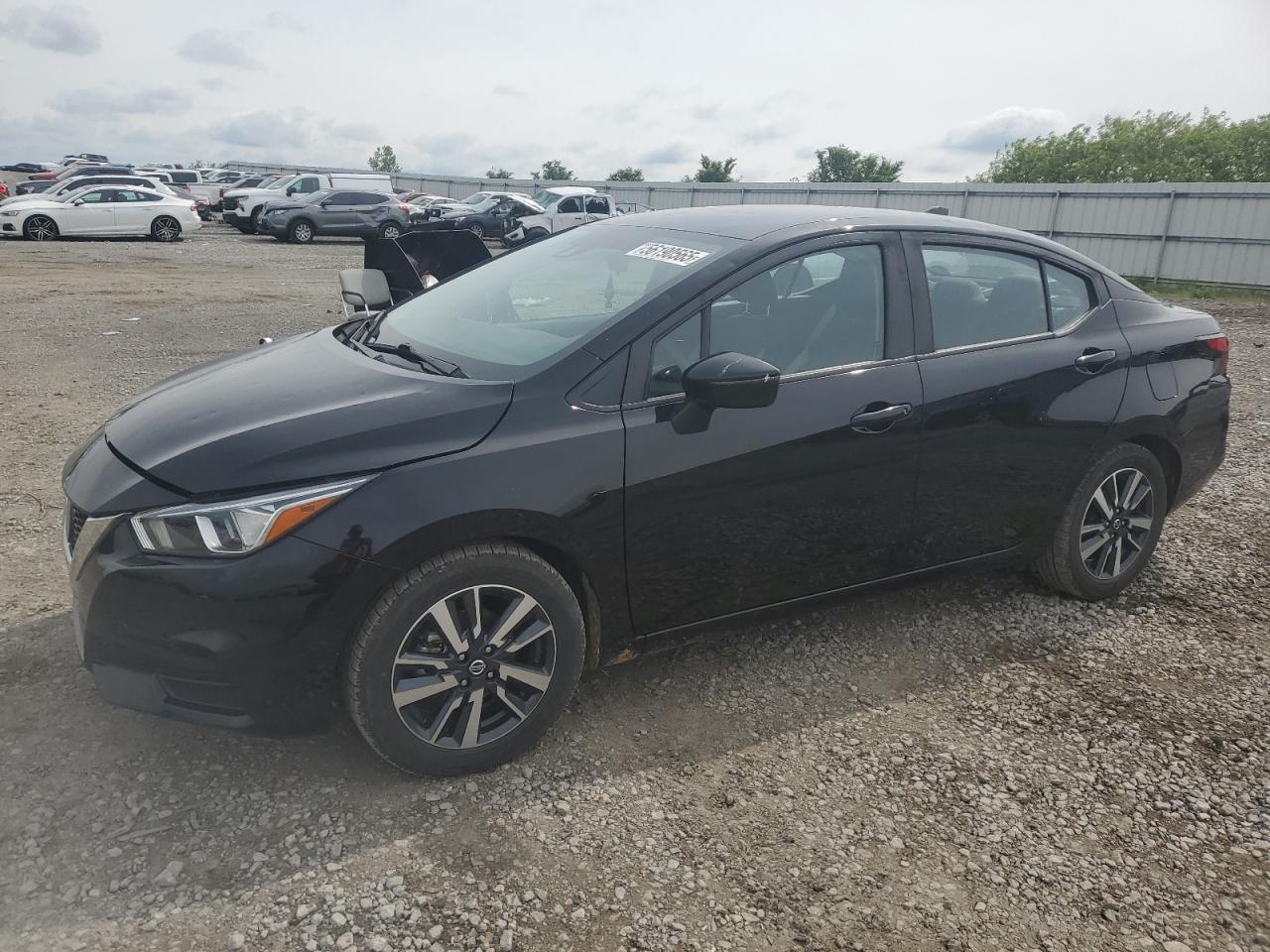 NISSAN VERSA SV 2021