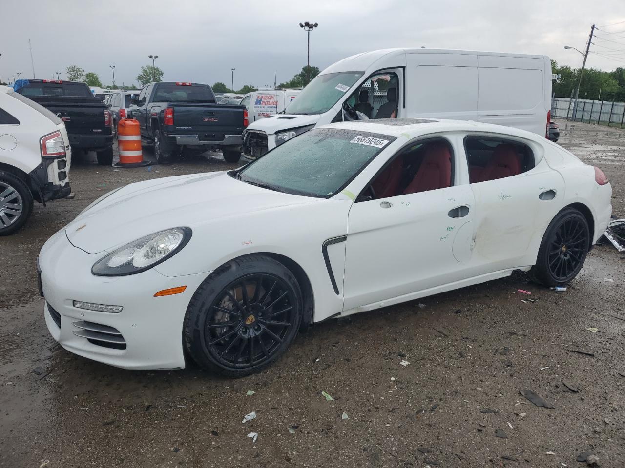 PORSCHE PANAMERA 2 2016