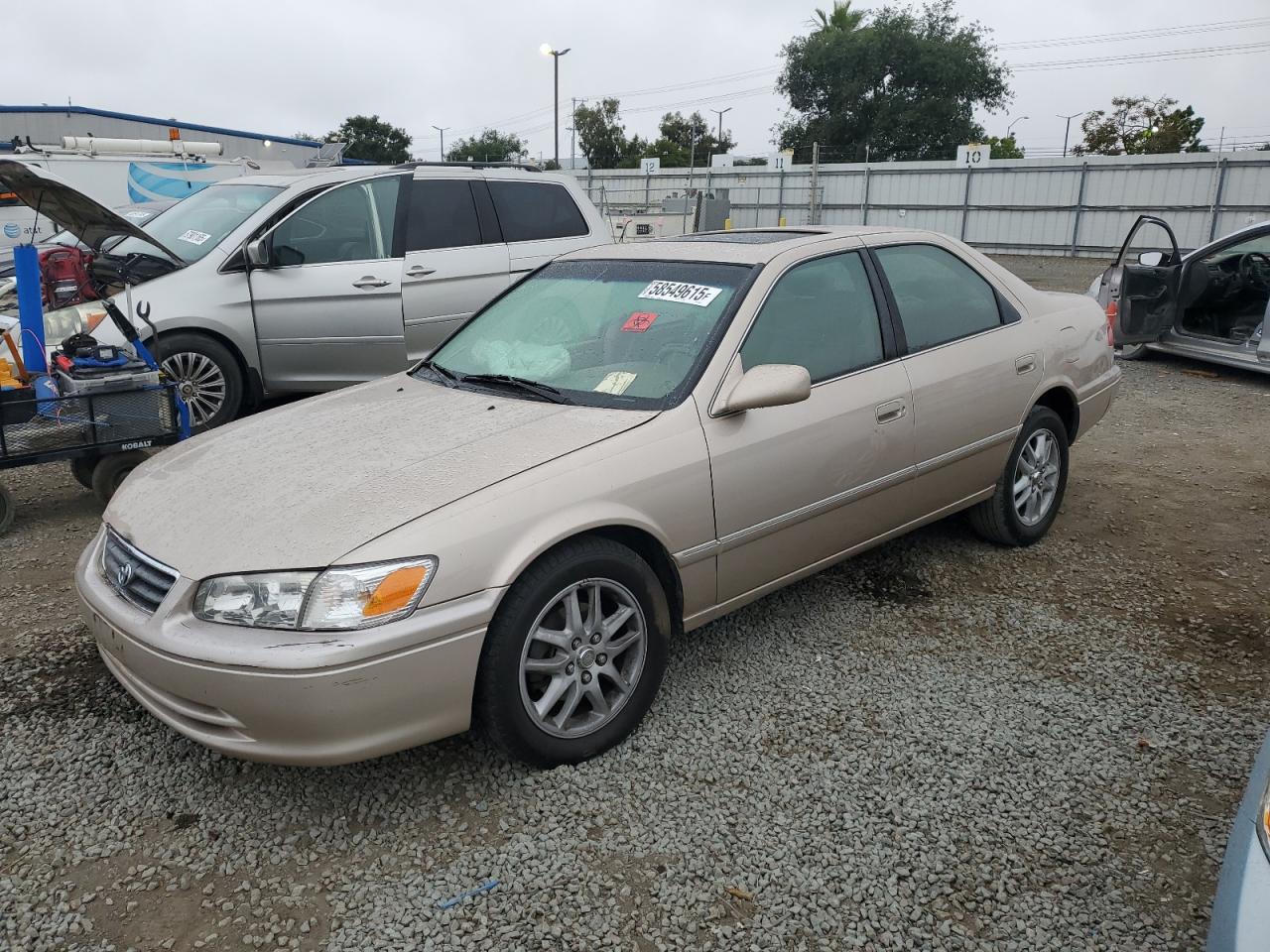 TOYOTA CAMRY LE 2000