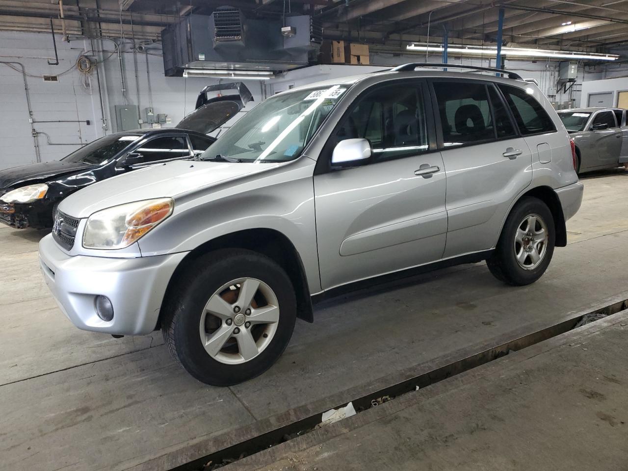 TOYOTA RAV4 2004