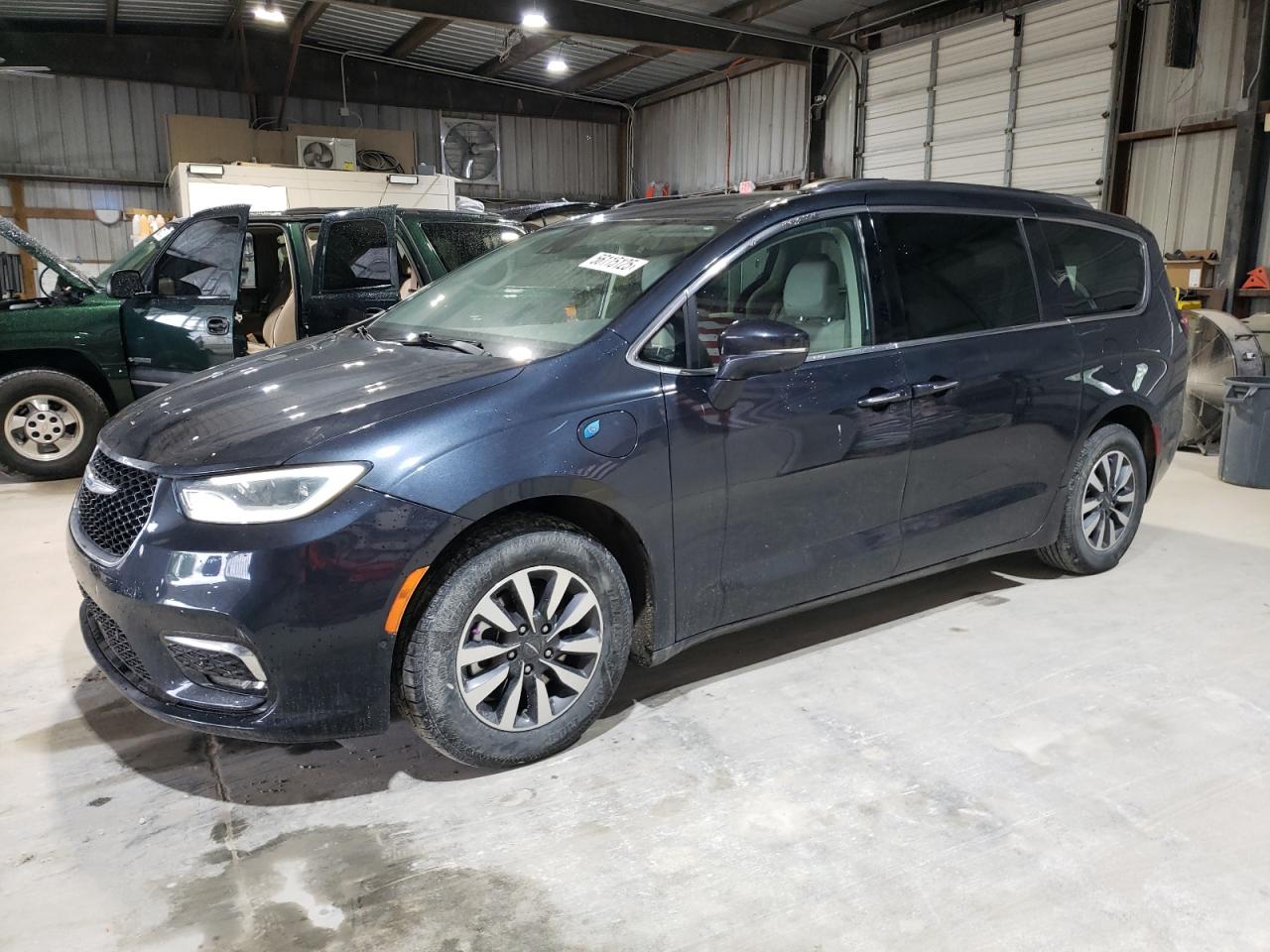 CHRYSLER PACIFICA HYBRID TOURING L 2021