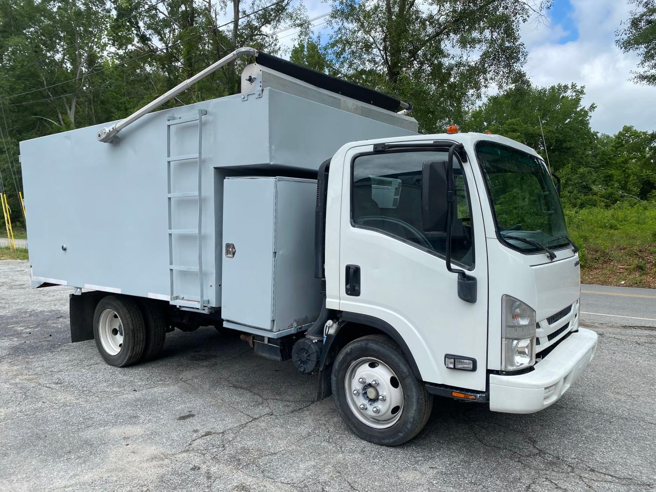 ISUZU NRR 2022
