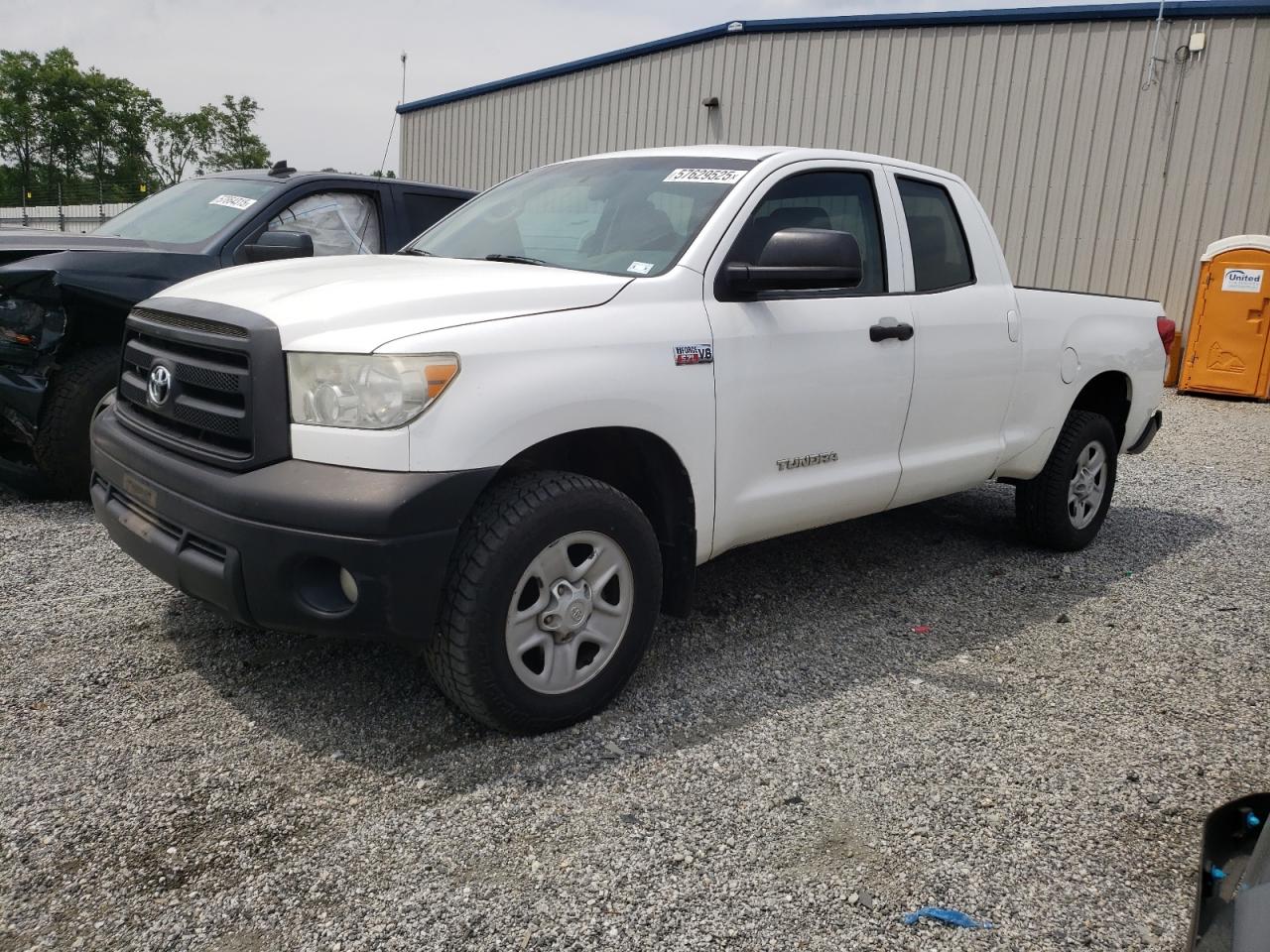TOYOTA TUNDRA DOU 2013