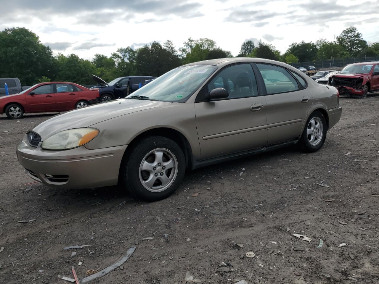 FORD TAURUS SE 2004