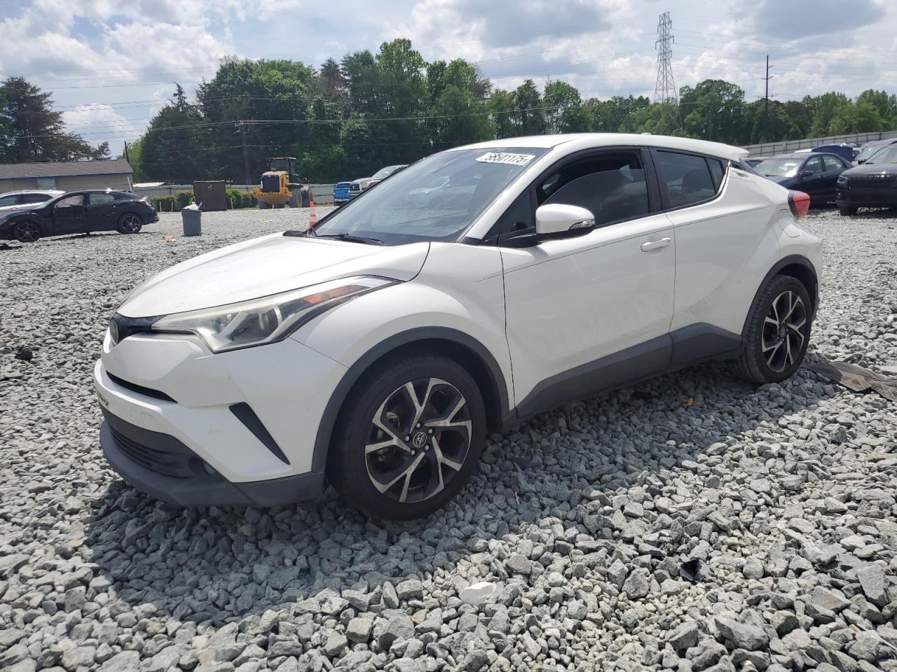 TOYOTA C-HR XLE 2018