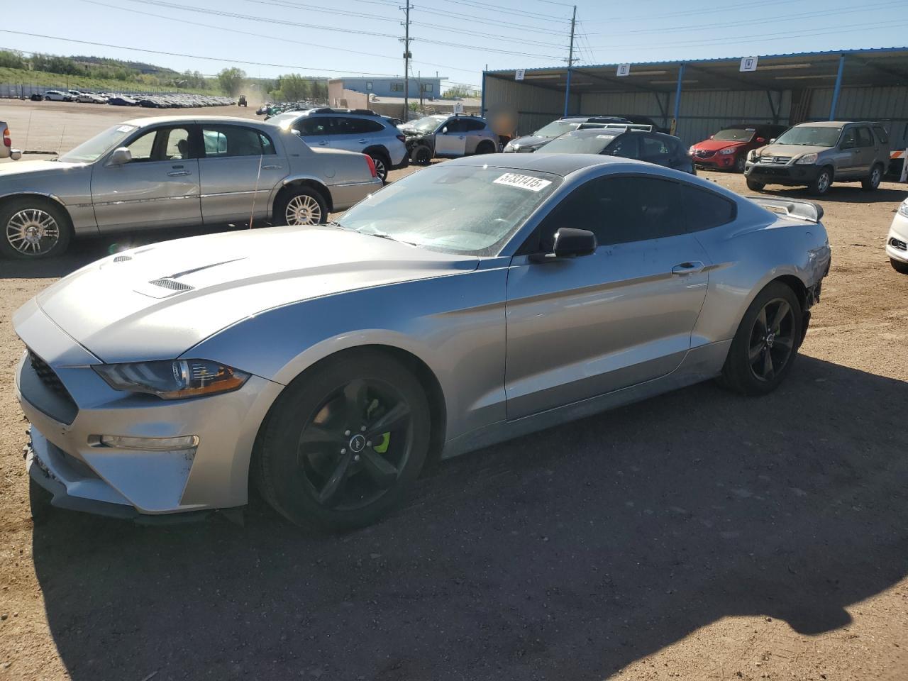 FORD MUSTANG 2021