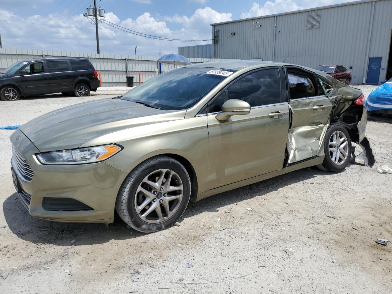 FORD FUSION SE 2013