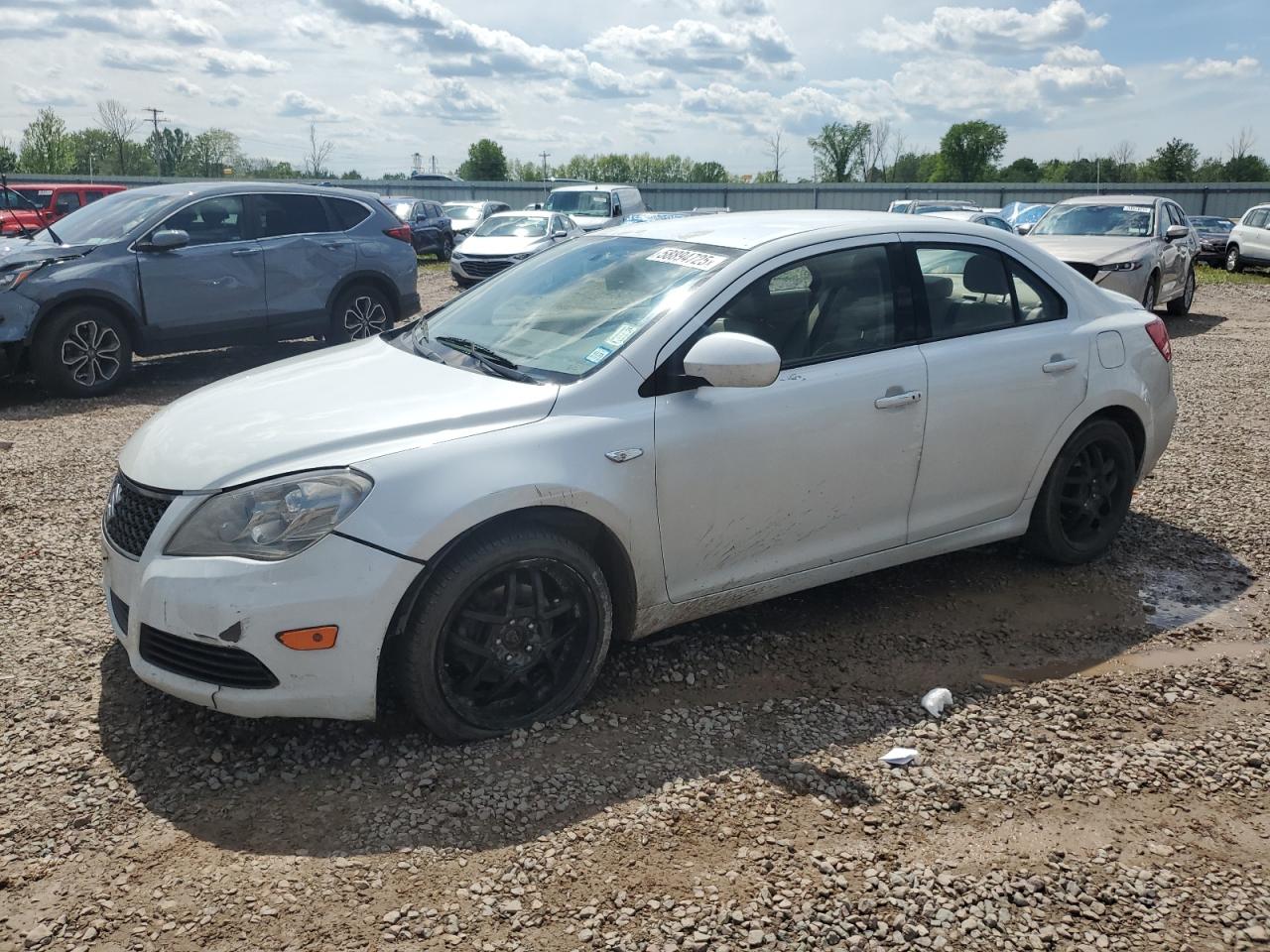SUZUKI KIZASHI SE 2012