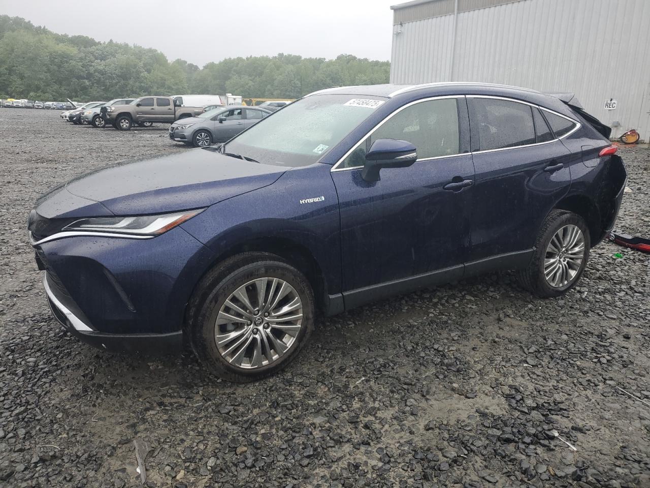 TOYOTA VENZA LE 2021