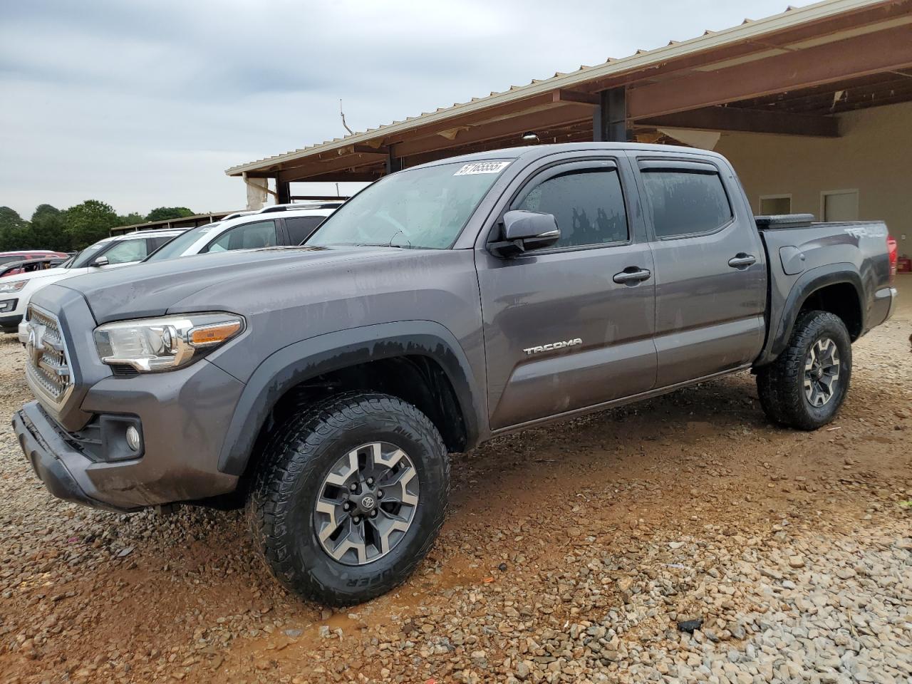 TOYOTA TACOMA DOU 2017