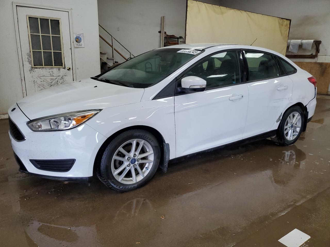 FORD FOCUS SE 2017