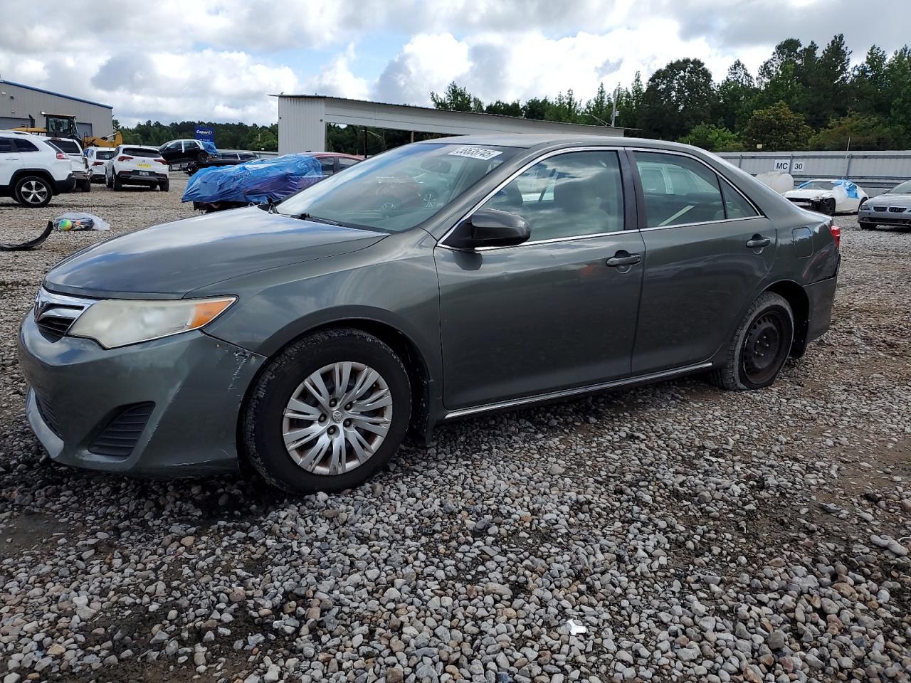 TOYOTA CAMRY L 2013