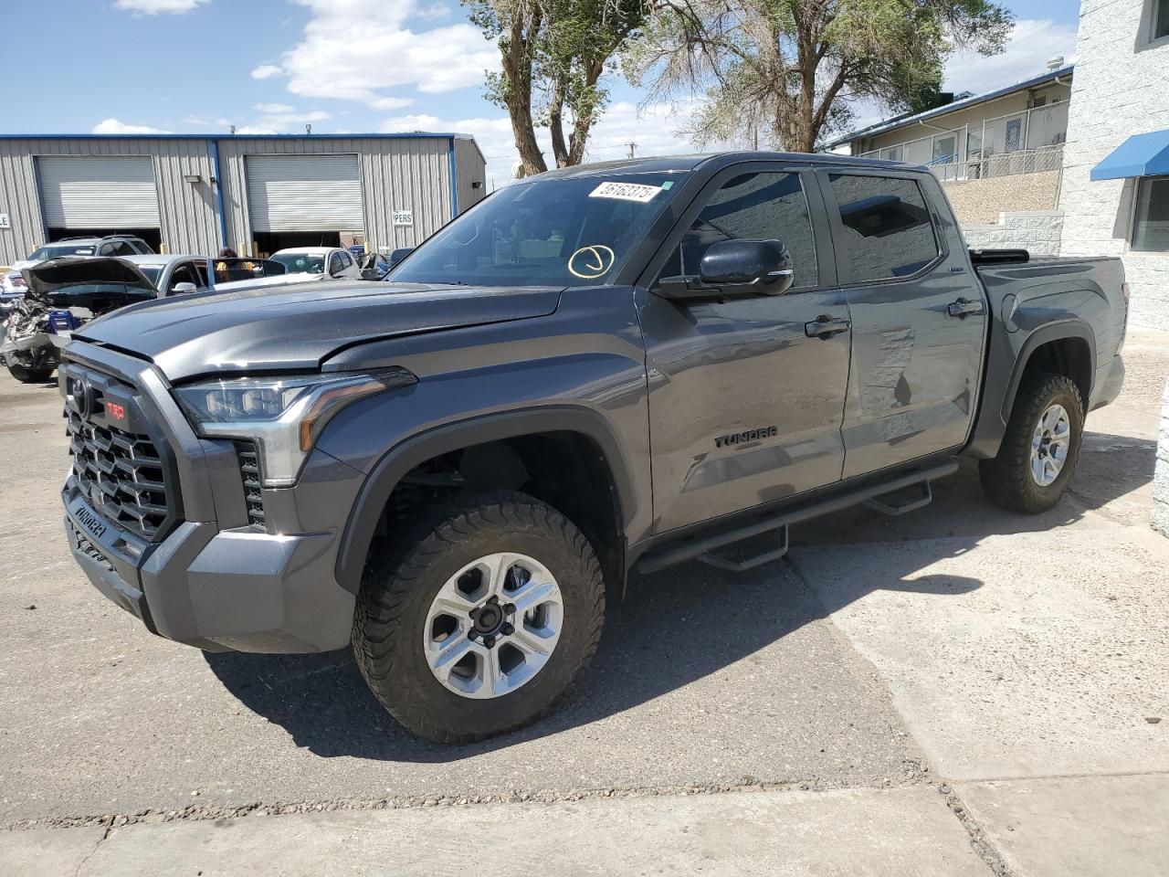 TOYOTA TUNDRA CRE 2024