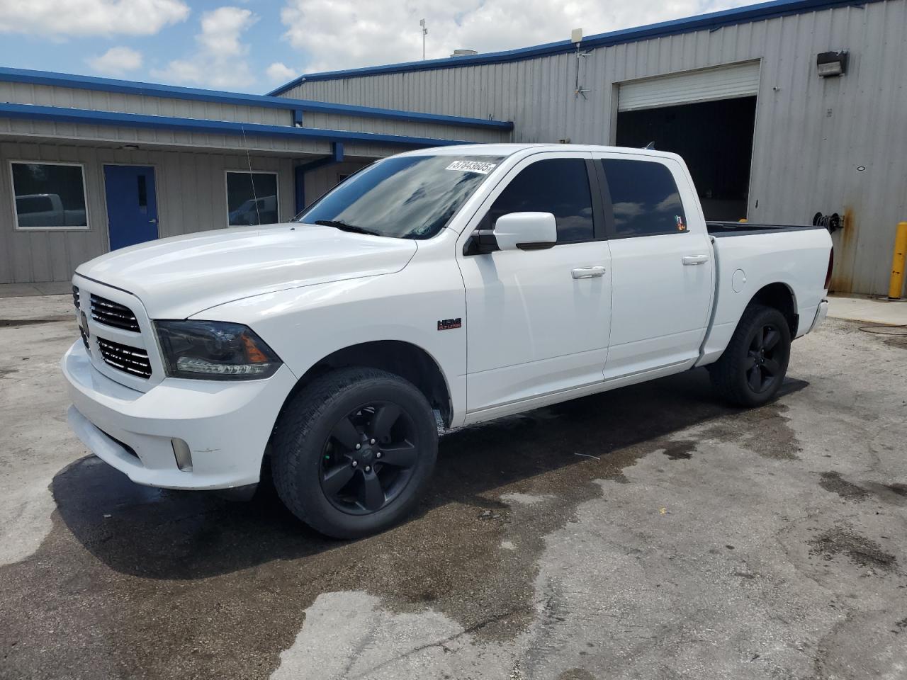 RAM 1500 SPORT 2015