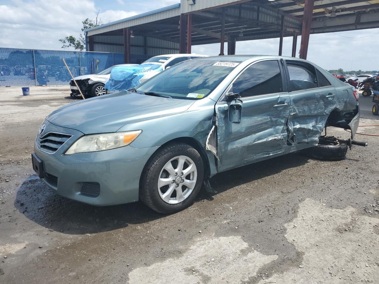 TOYOTA CAMRY BASE 2011