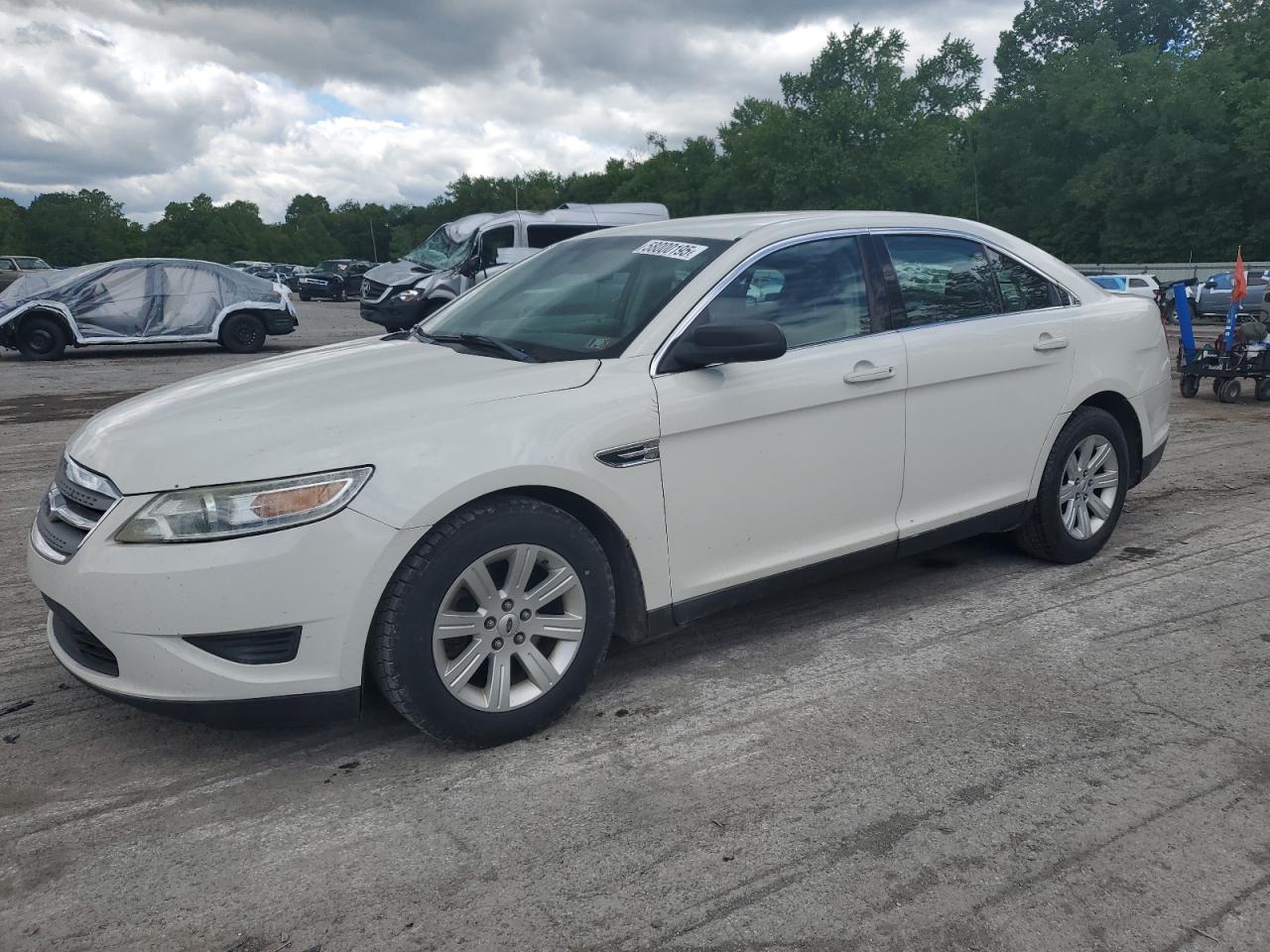 FORD TAURUS 2011