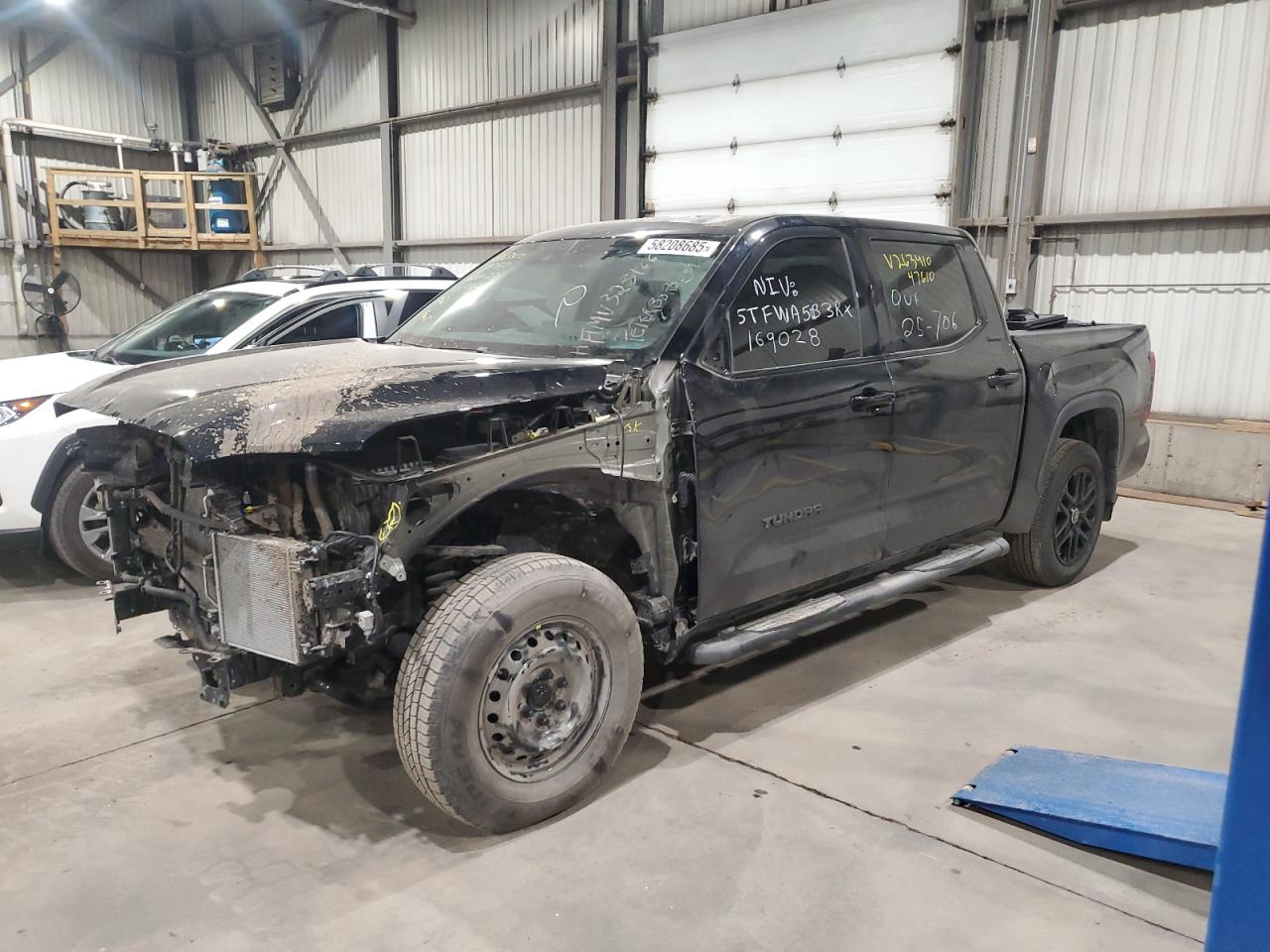 TOYOTA TUNDRA CRE 2024