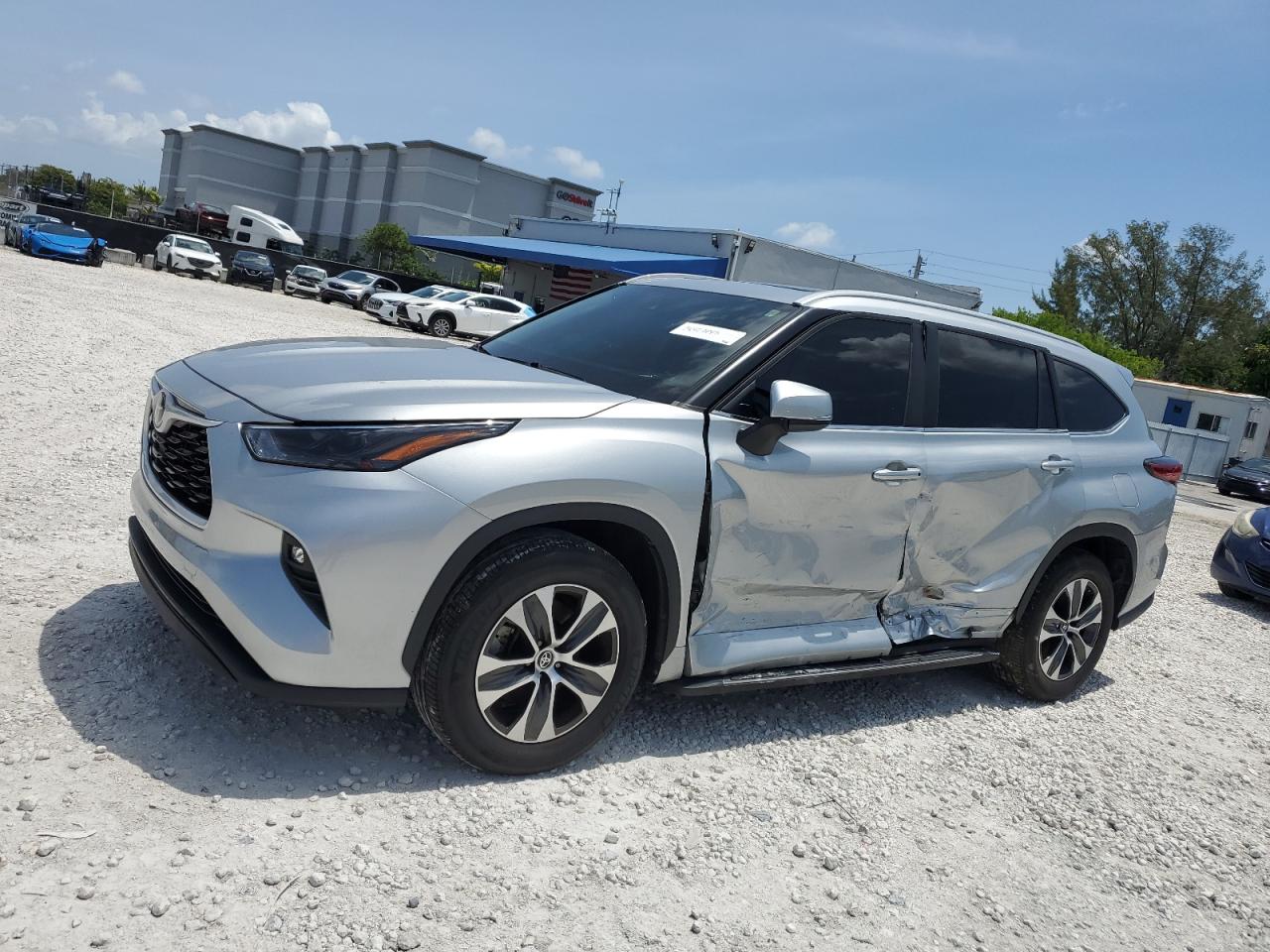 TOYOTA HIGHLANDER 2023