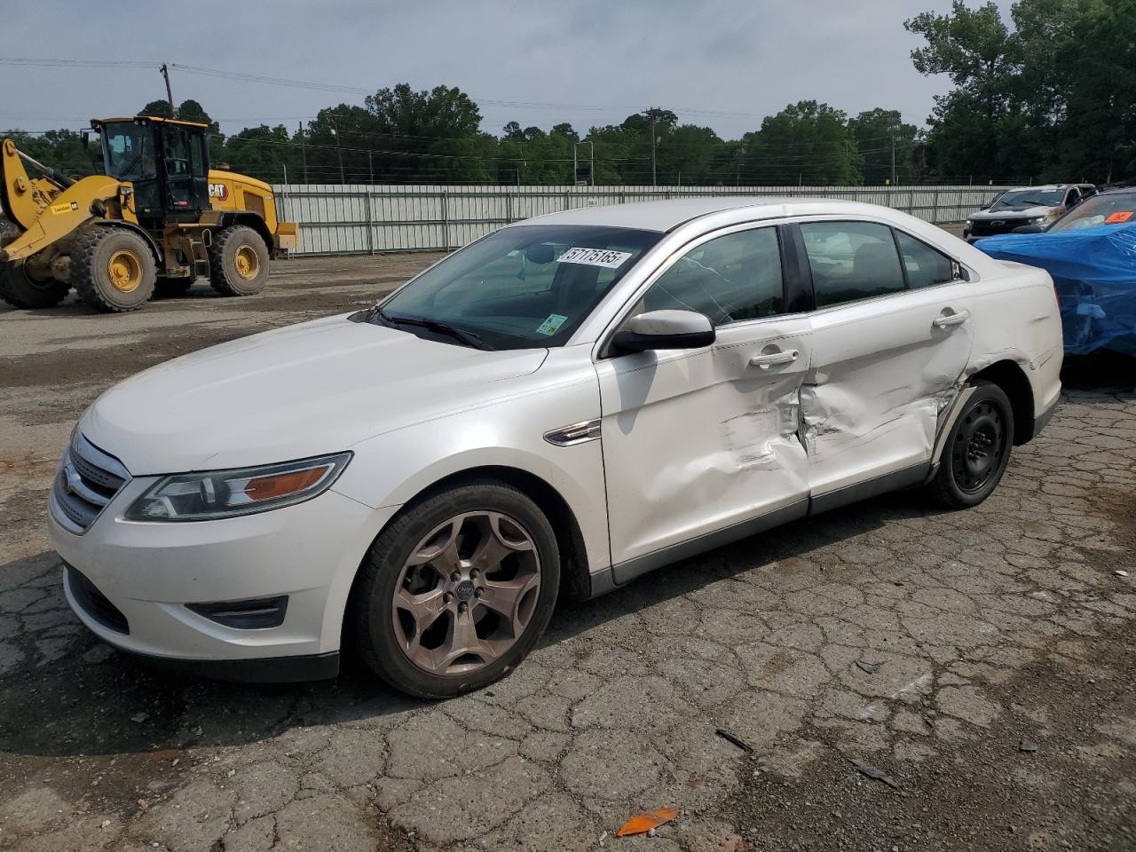 FORD TAURUS SEL 2010