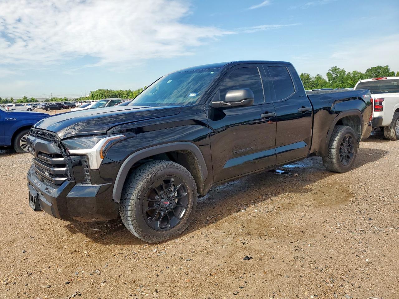 TOYOTA TUNDRA DOU 2022