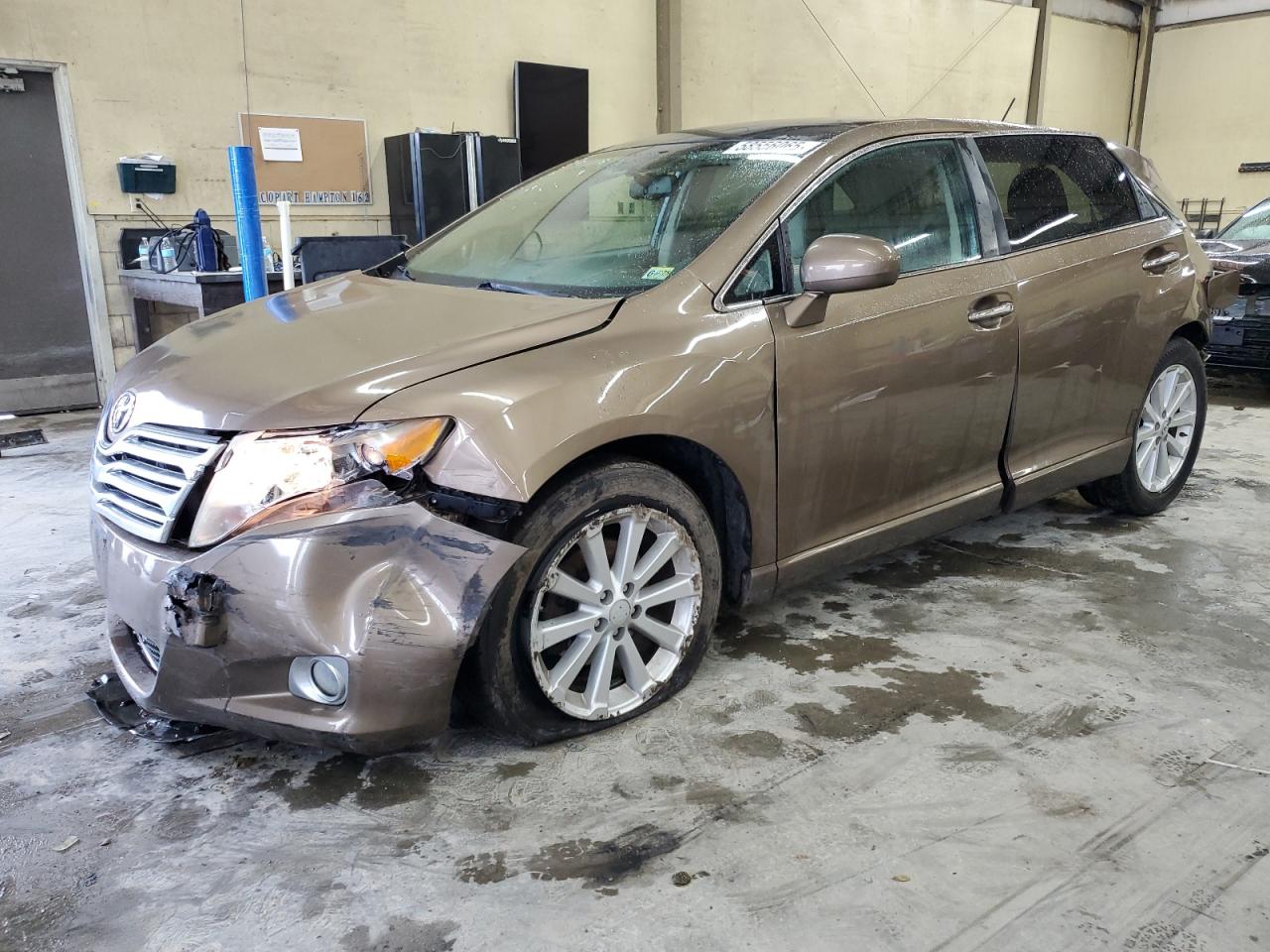 TOYOTA VENZA 2011