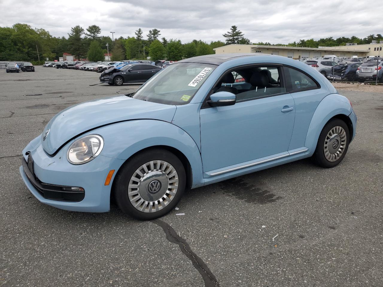 VOLKSWAGEN BEETLE 2014