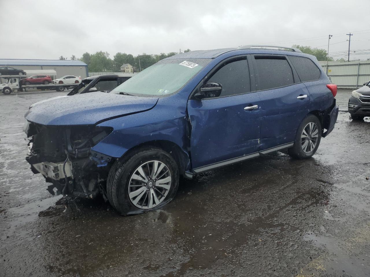 NISSAN PATHFINDER 2017