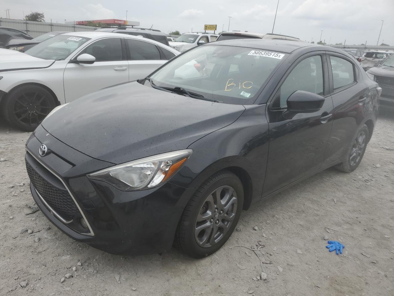 TOYOTA YARIS L 2019